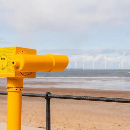 Apartment House By Horizon