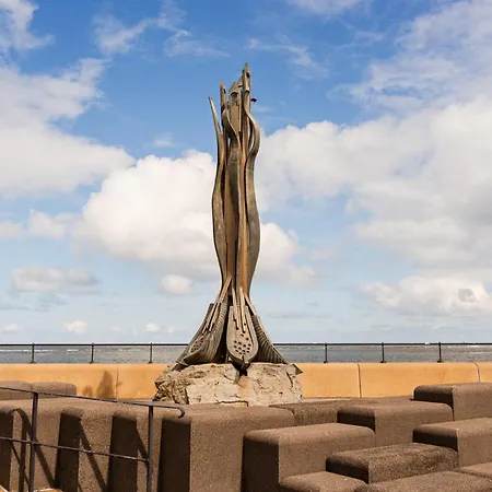 Apartment House By Horizon Redcar