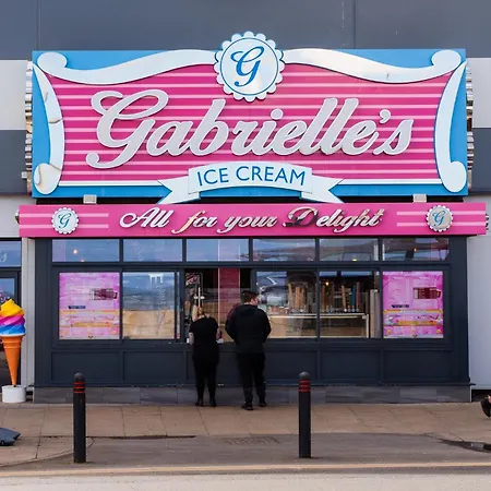 House By Horizon * Redcar